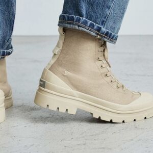 Everlane Utility Combat Khaki Tan Lace-up Boots Size 6